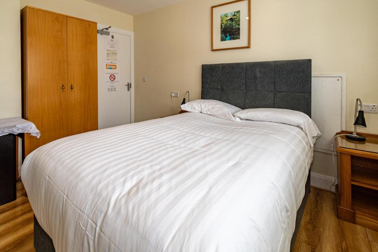 Aisling Guest House Ashbourne Exterior photo