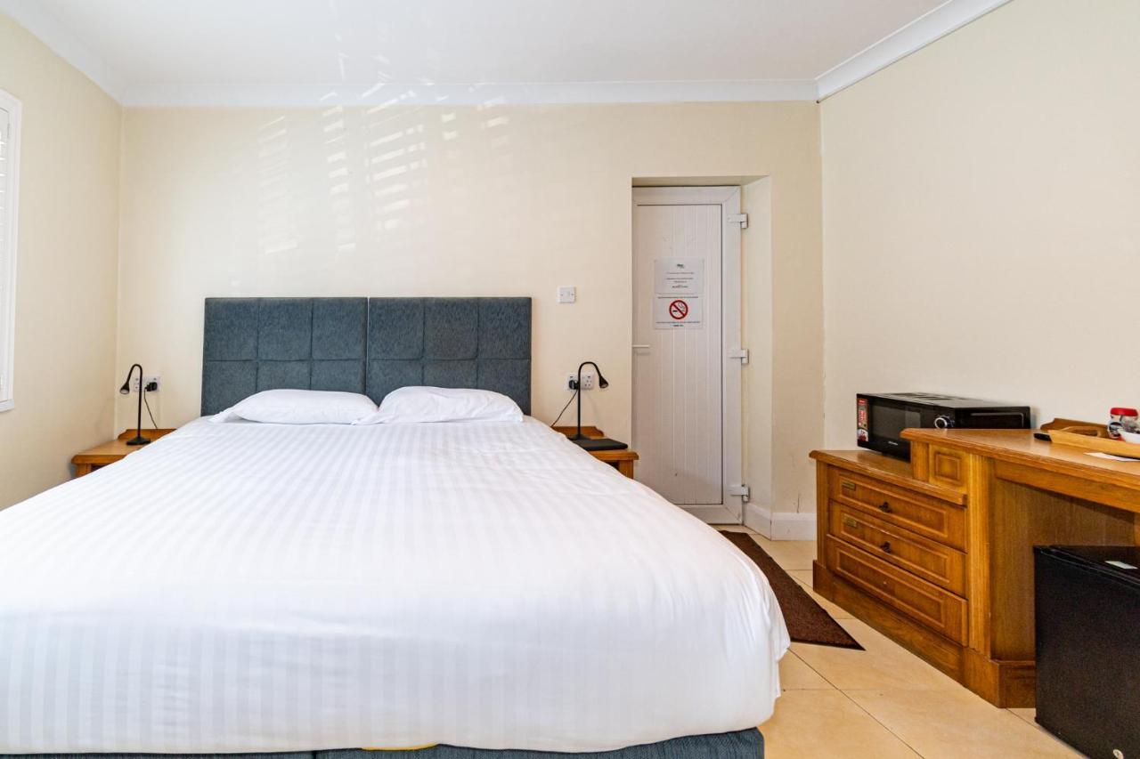 Aisling Guest House Ashbourne Exterior photo